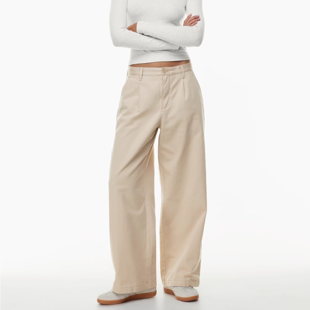 Aritzia Tna 90s Chino Pant